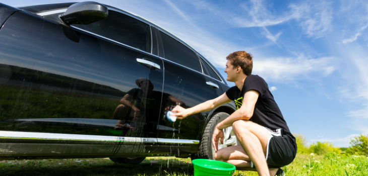 washing car